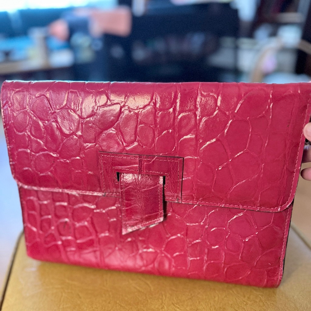 Vivace Vintage Red Croc Embossed Leather Clutch